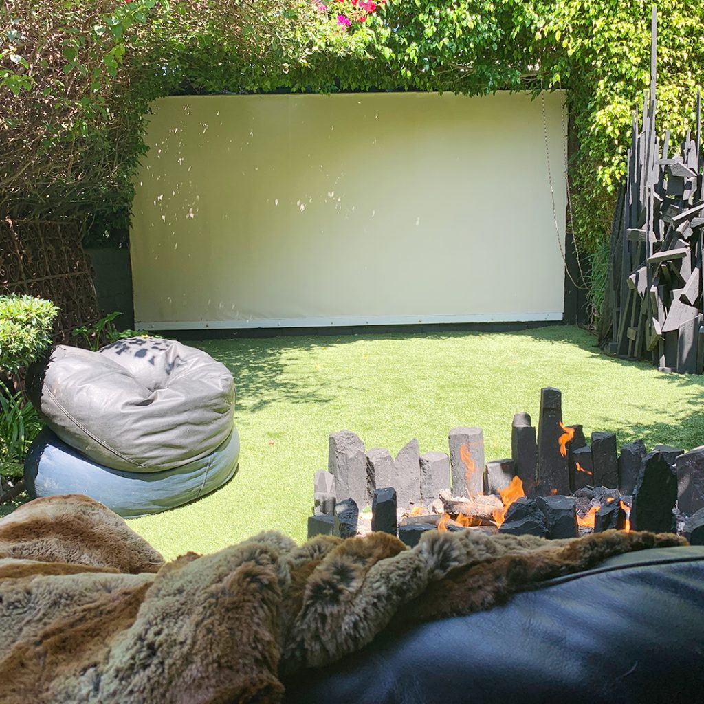 outdoor movie area with artificial grass